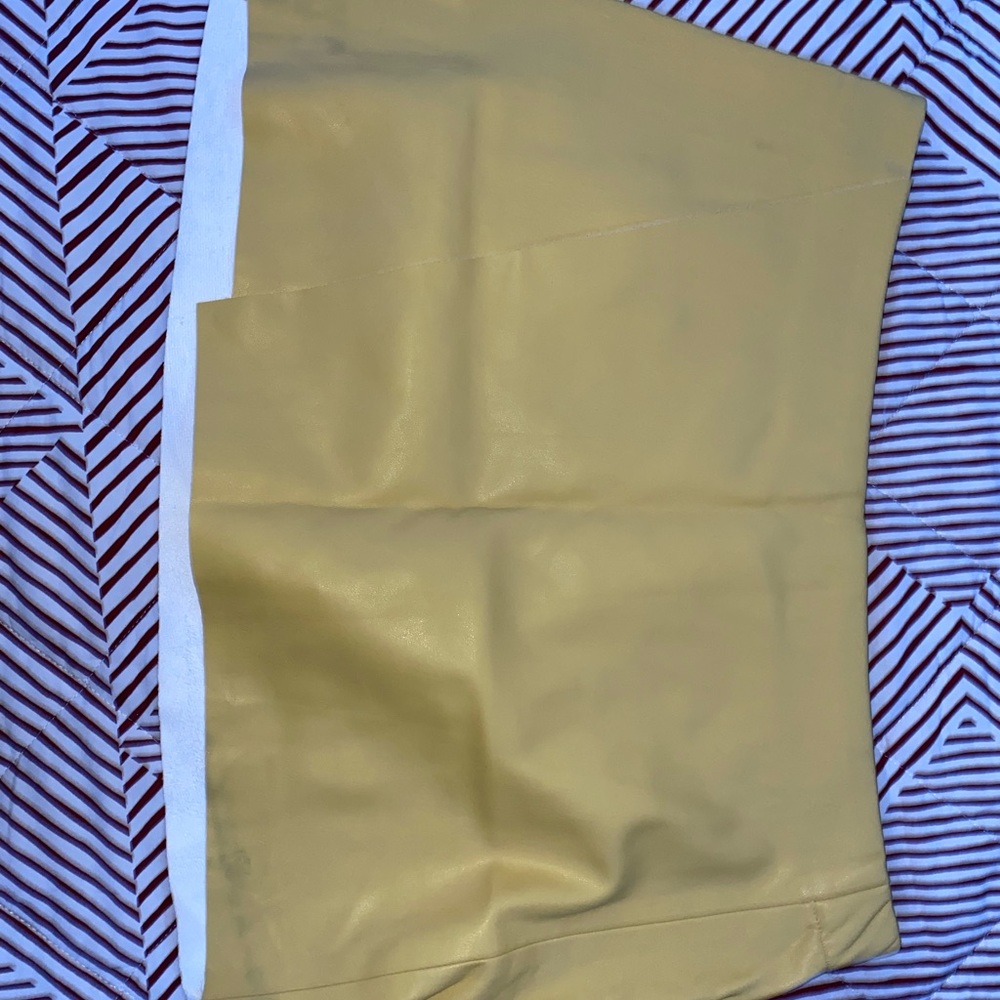 Yellow mini skirt
